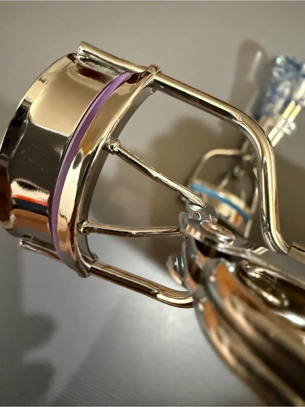 Eyelash Curler Pair with Blue and Purple Glitter Handles